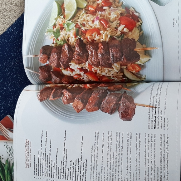 Bundle of Cookbook's....30 Minute Dinners & Make & Take Meals - Picture 4 of 16